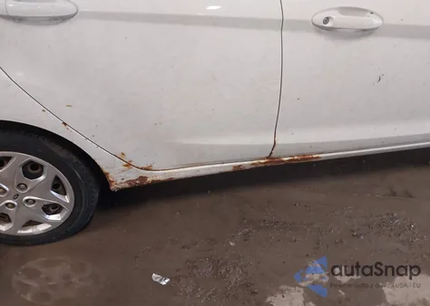 2013 Ford Fiesta S z USA, uszkodzony, nr VIN 3FADP4AJ6DM149520